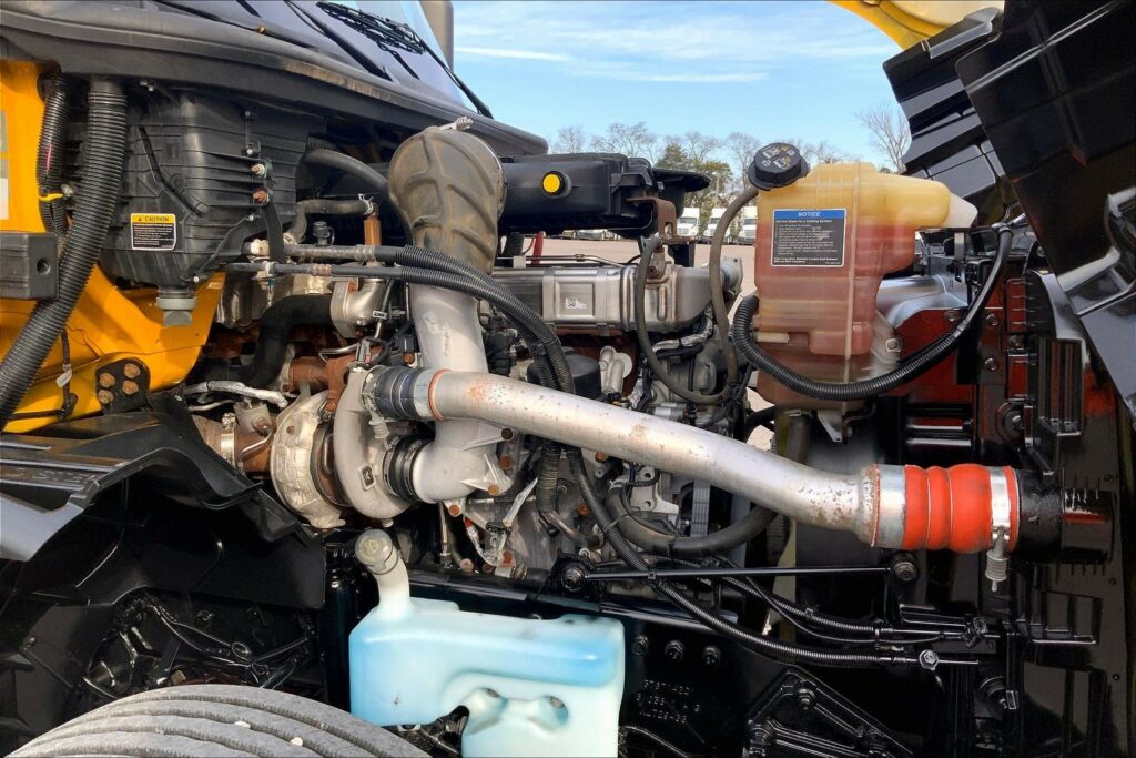 2019 INT LT625 6×4 Day Cab