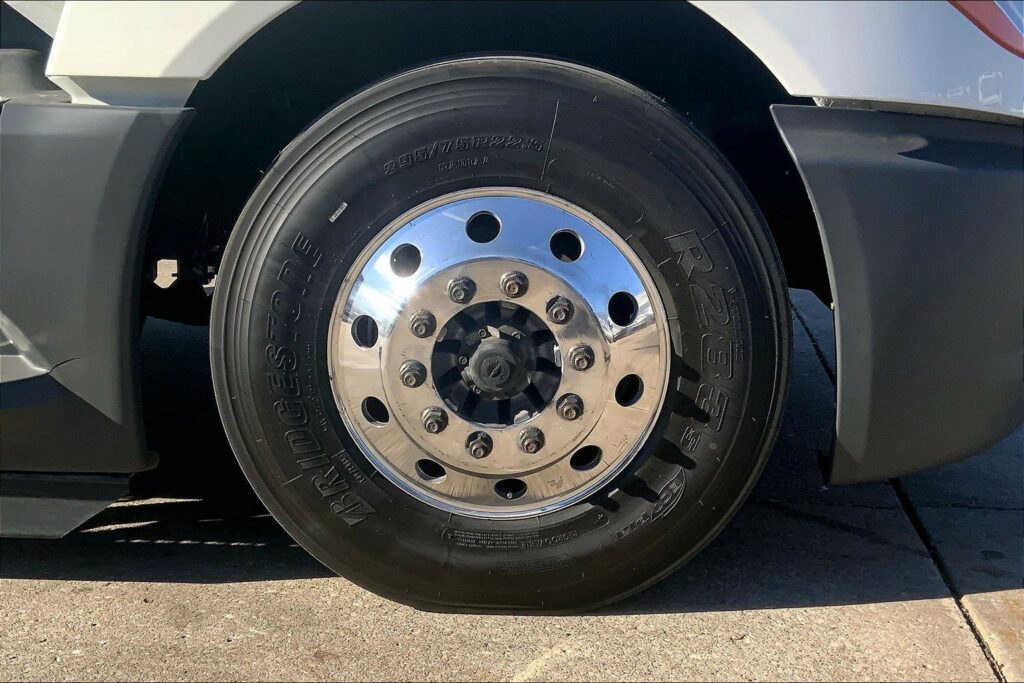 2020 CUM LT625 6×4 Day Cab