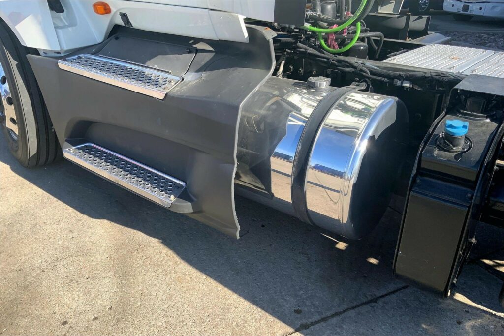 2020 CUM LT625 6×4 Day Cab