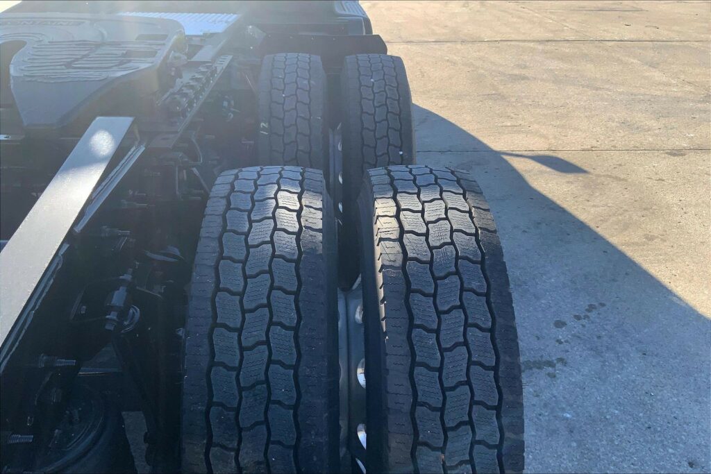 2020 CUM LT625 6×4 Day Cab