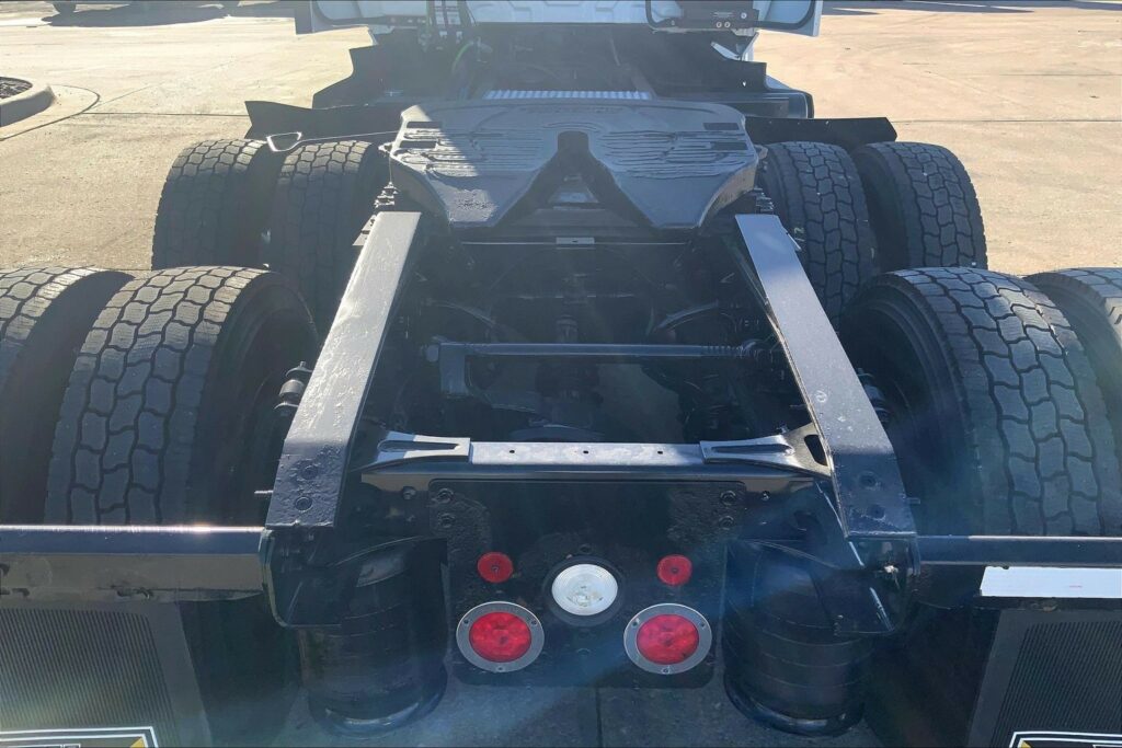 2020 CUM LT625 6×4 Day Cab