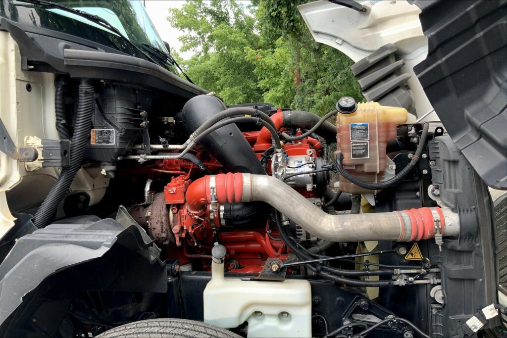 2020 CUM LT625 6×4 Day Cab