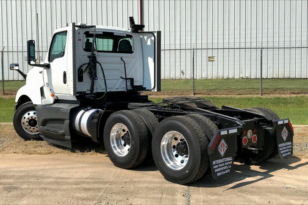 2021 CUM LT625 6×4 Day Cab