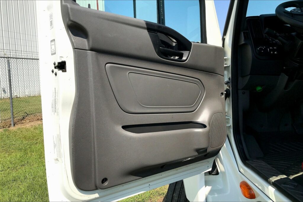 2021 CUM LT625 6×4 Day Cab