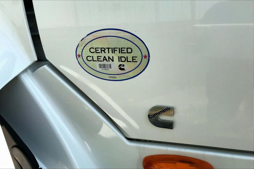 2021 CUM LT625 6×4 Day Cab