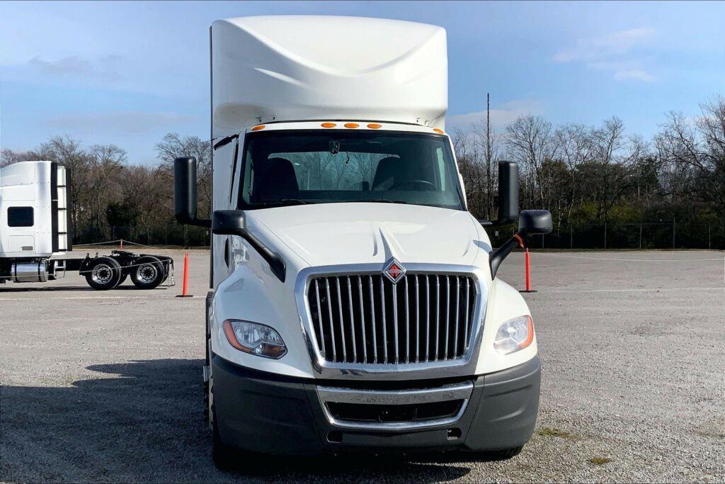 2020 CUM LT625 6×4 Day Cab