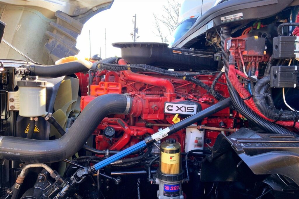 2021 CUM LT625 6×4 Day Cab