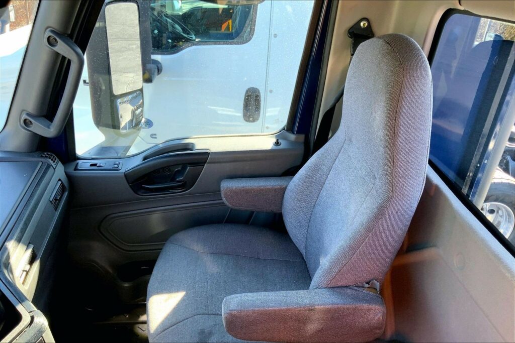 2021 CUM LT625 6×4 Day Cab