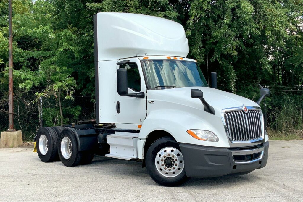 2020 CUM LT625 6×4 Day Cab