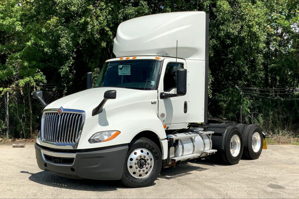 2020 CUM LT625 6×4 Day Cab