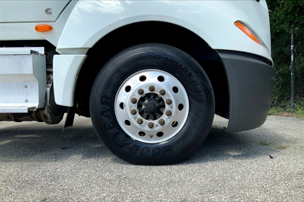 2020 CUM LT625 6×4 Day Cab