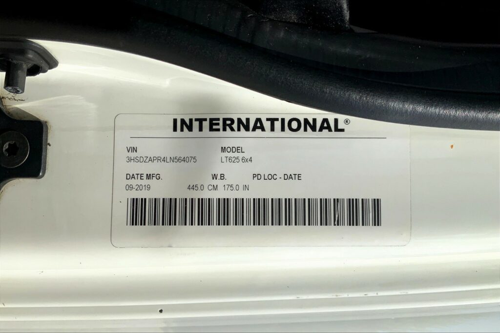 2020 CUM LT625 6×4 Day Cab