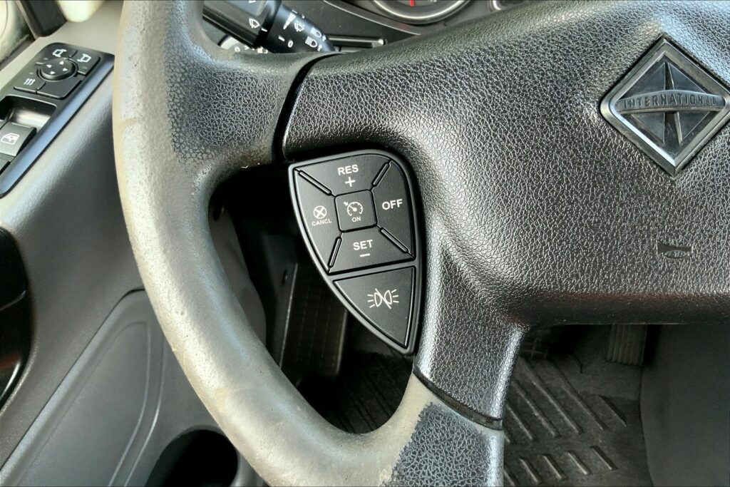 2020 CUM LT625 6×4 Day Cab