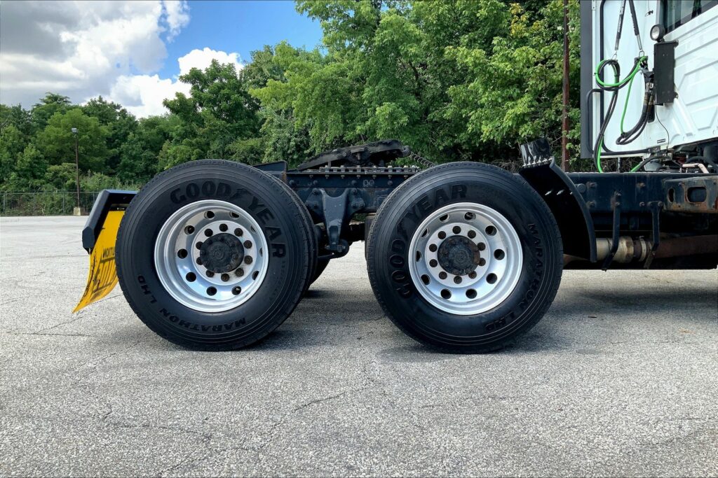 2020 CUM LT625 6×4 Day Cab