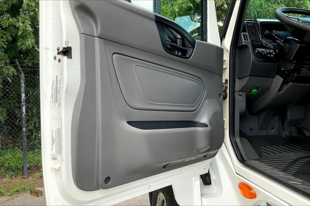 2020 CUM LT625 6×4 Day Cab