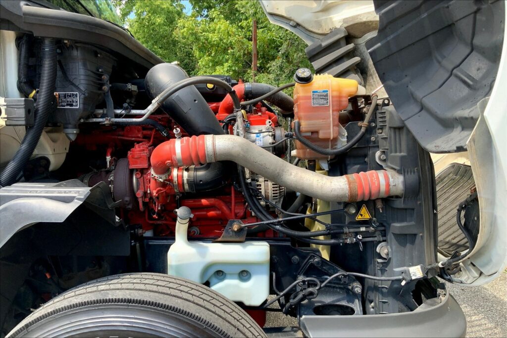 2020 CUM LT625 6×4 Day Cab