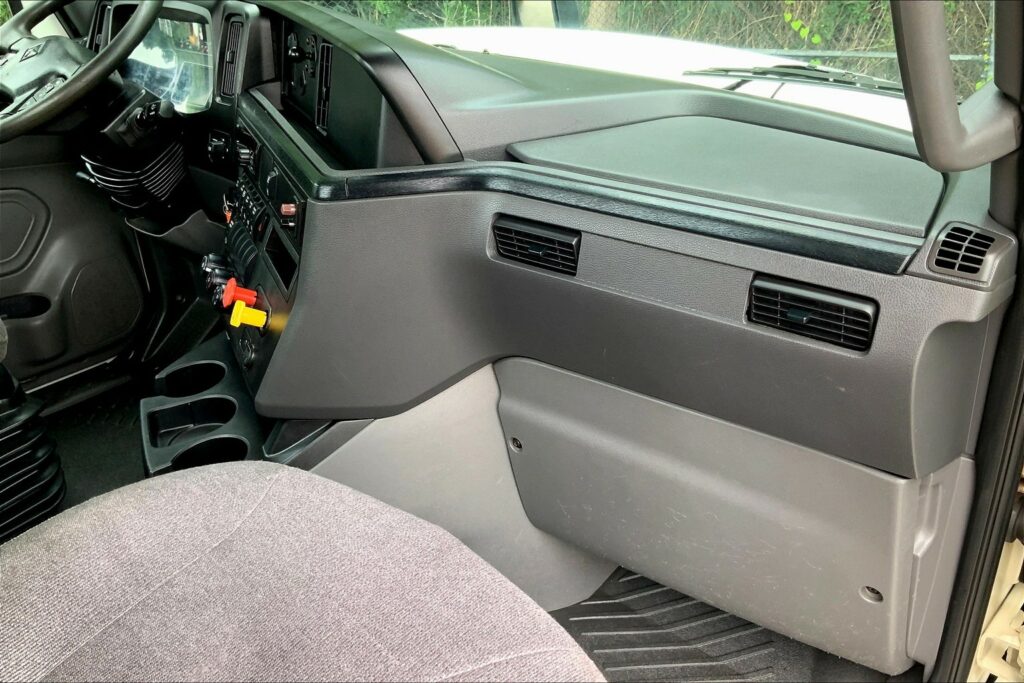 2020 CUM LT625 6×4 Day Cab