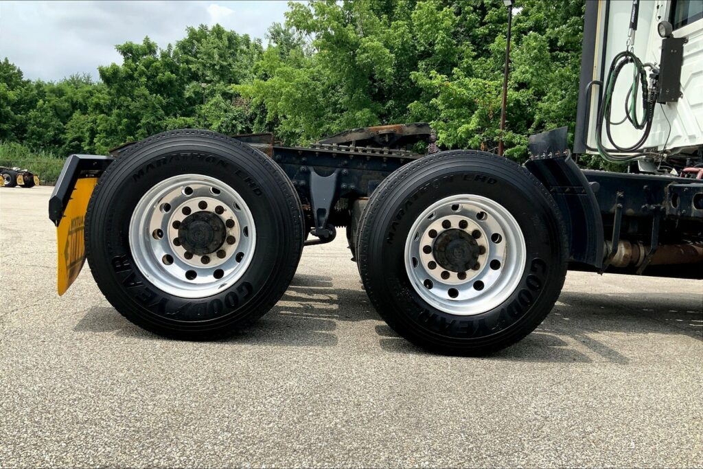 2020 CUM LT625 6×4 Day Cab