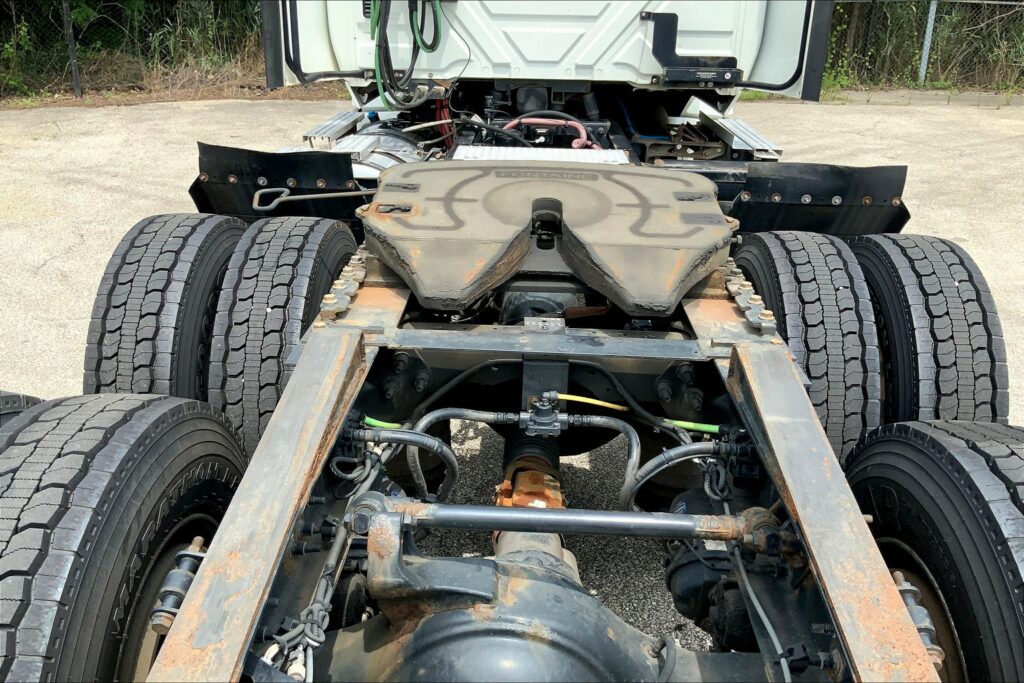 2020 CUM LT625 6×4 Day Cab