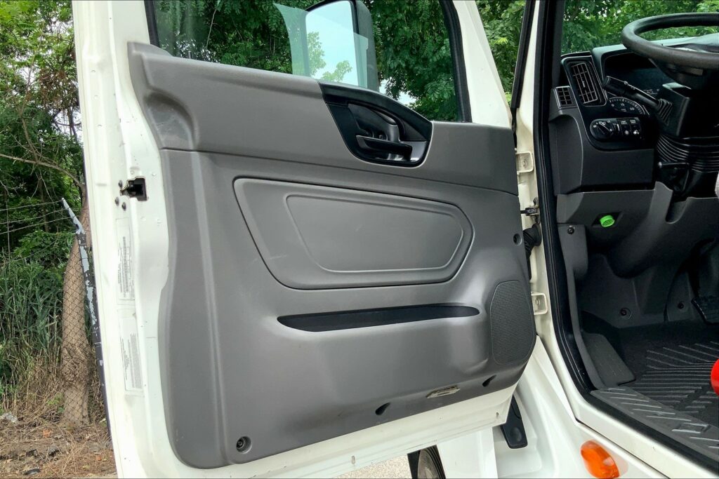 2020 CUM LT625 6×4 Day Cab