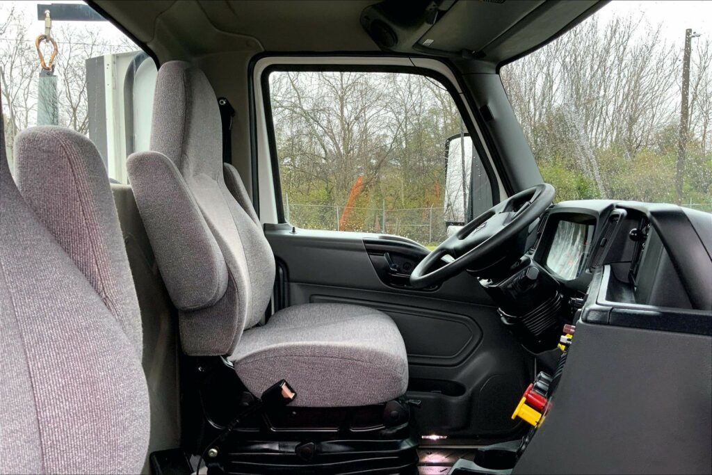 2020 CUM LT625 6×4 Day Cab