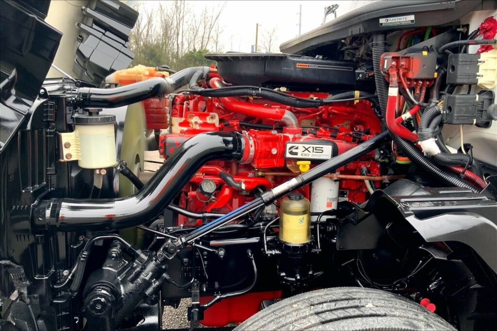 2020 CUM LT625 6×4 Day Cab