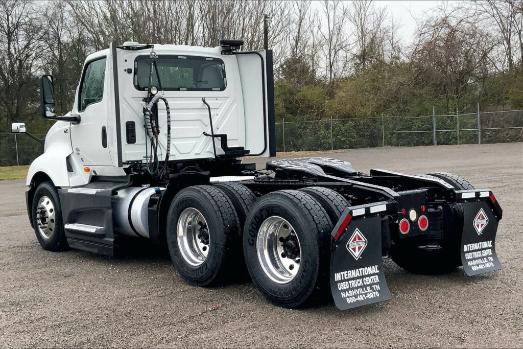 2020 CUM LT625 6×4 Day Cab