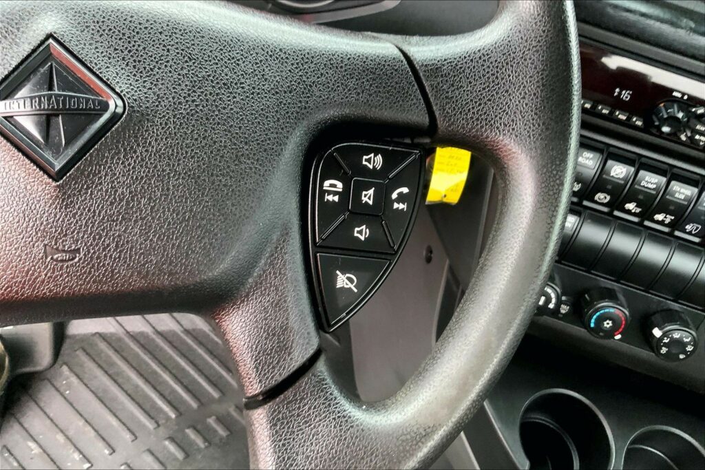 2020 CUM LT625 6×4 Day Cab