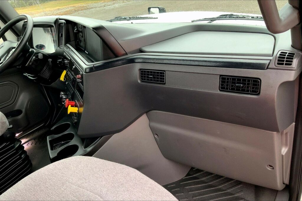 2020 CUM LT625 6×4 Day Cab