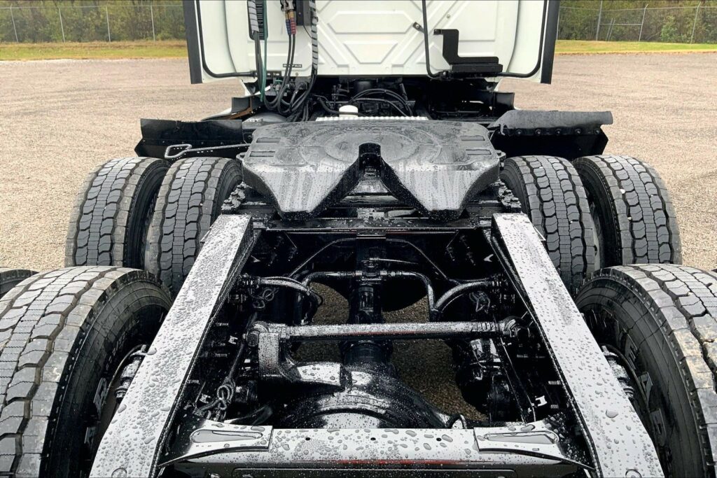 2020 CUM LT625 6×4 Day Cab