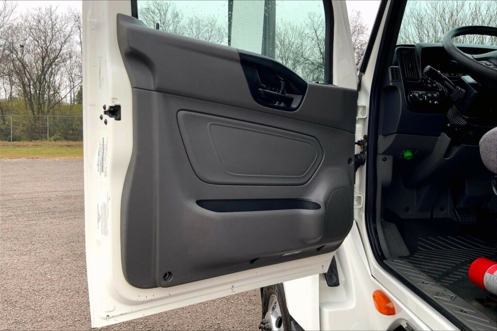 2020 CUM LT625 6×4 Day Cab