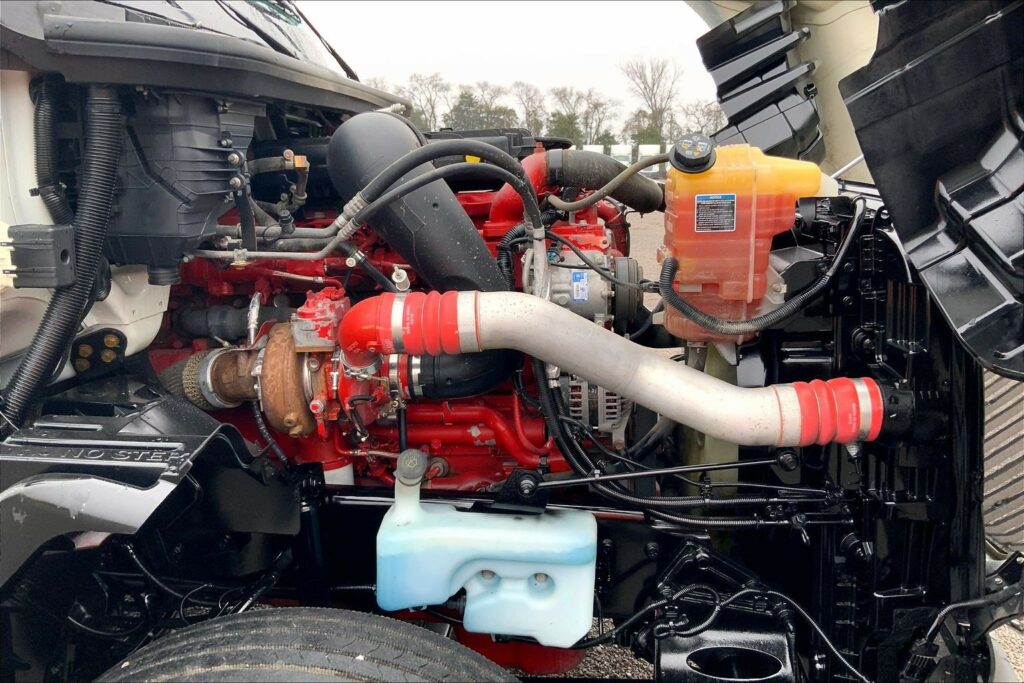 2020 CUM LT625 6×4 Day Cab