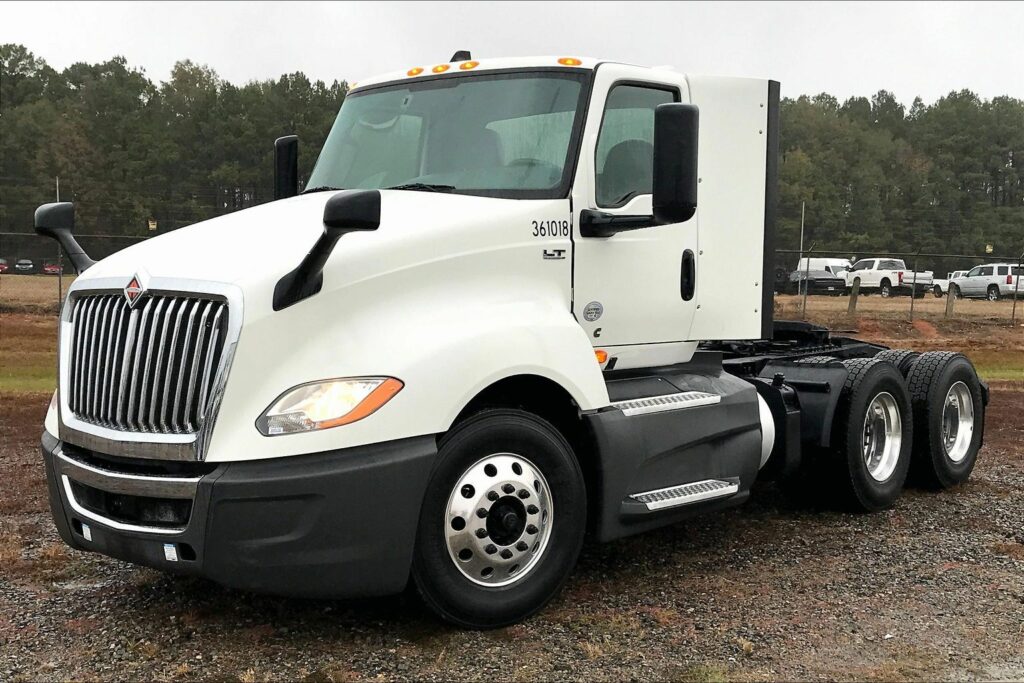 2021 CUM LT625 6×4 Day Cab