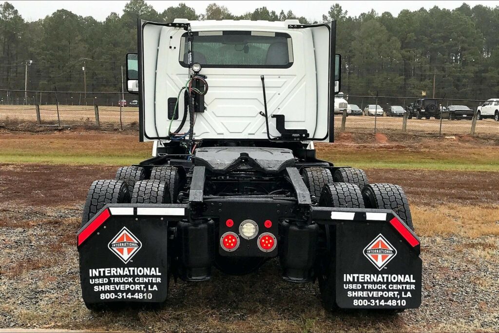 2021 CUM LT625 6×4 Day Cab