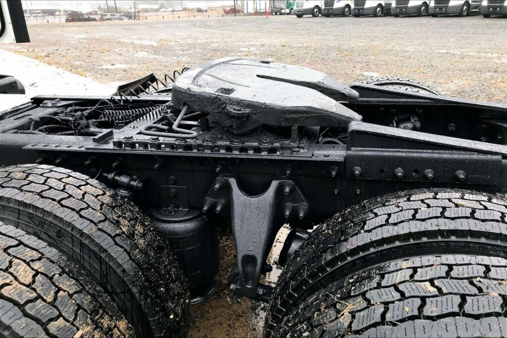 2021 CUM LT625 6×4 Day Cab