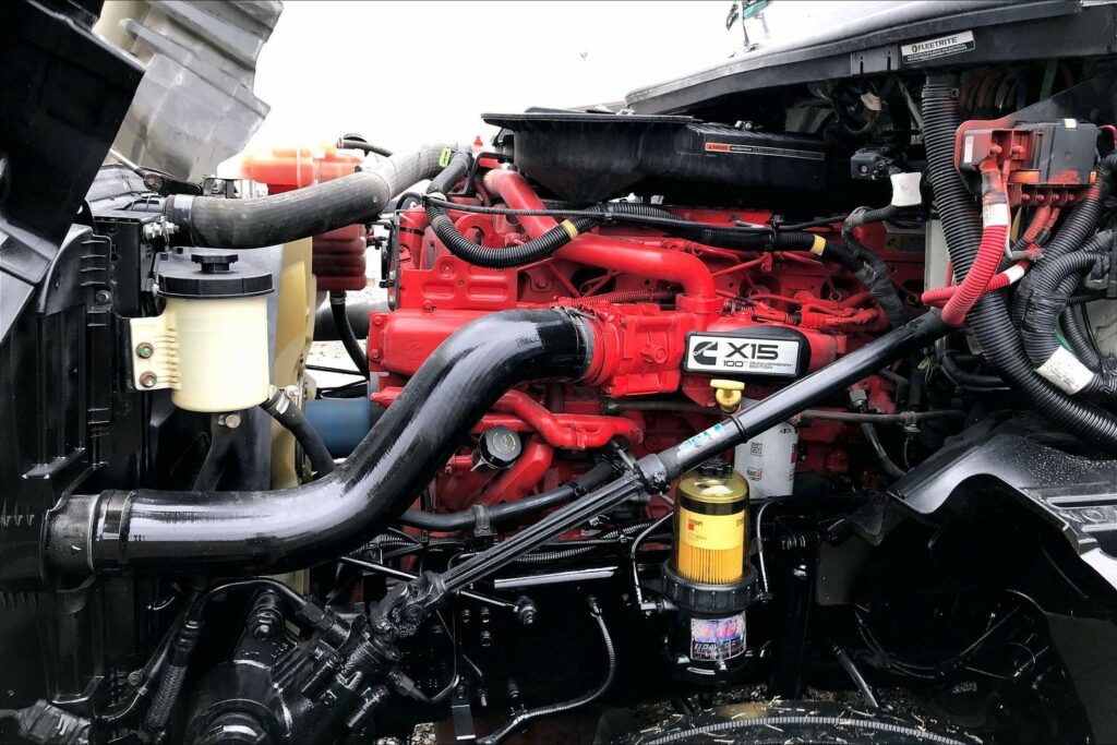 2021 CUM LT625 6×4 Day Cab