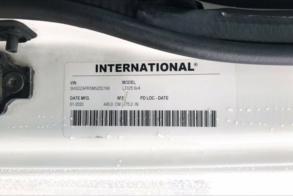 2021 CUM LT625 6×4 Day Cab