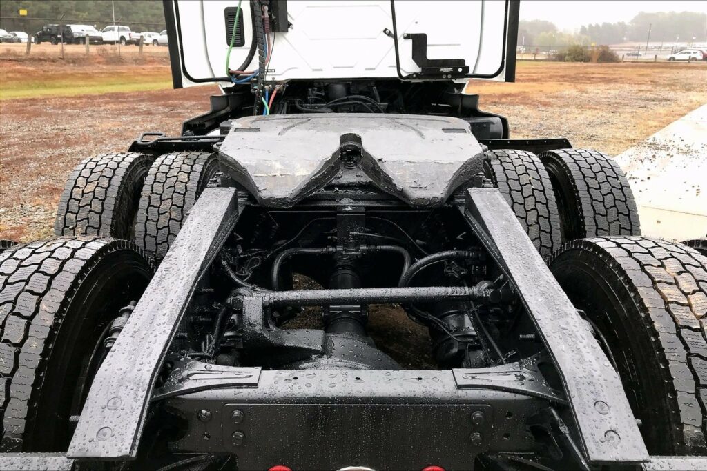 2021 CUM LT625 6×4 Day Cab