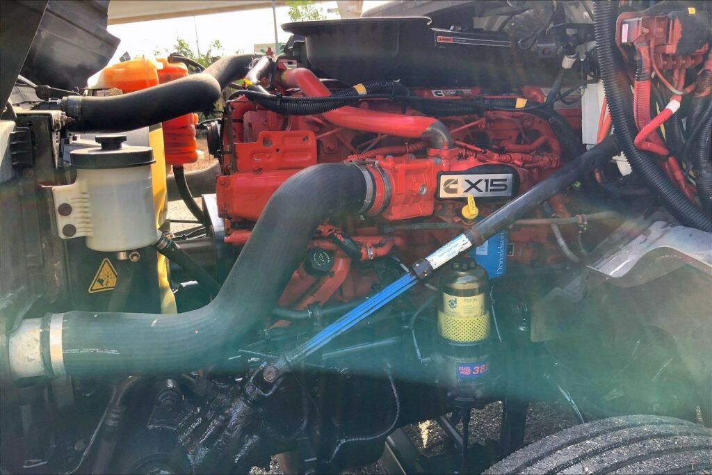 2021 CUM LT625 6×4 Day Cab