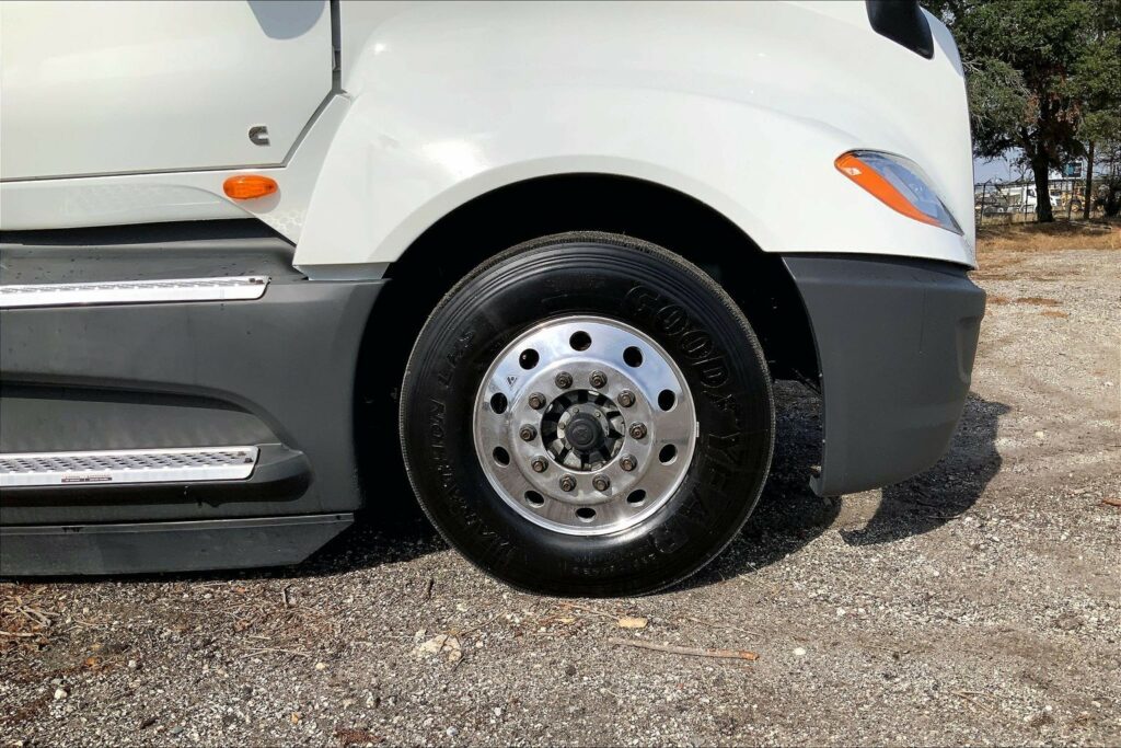 2021 CUM LT625 6×4 Day Cab