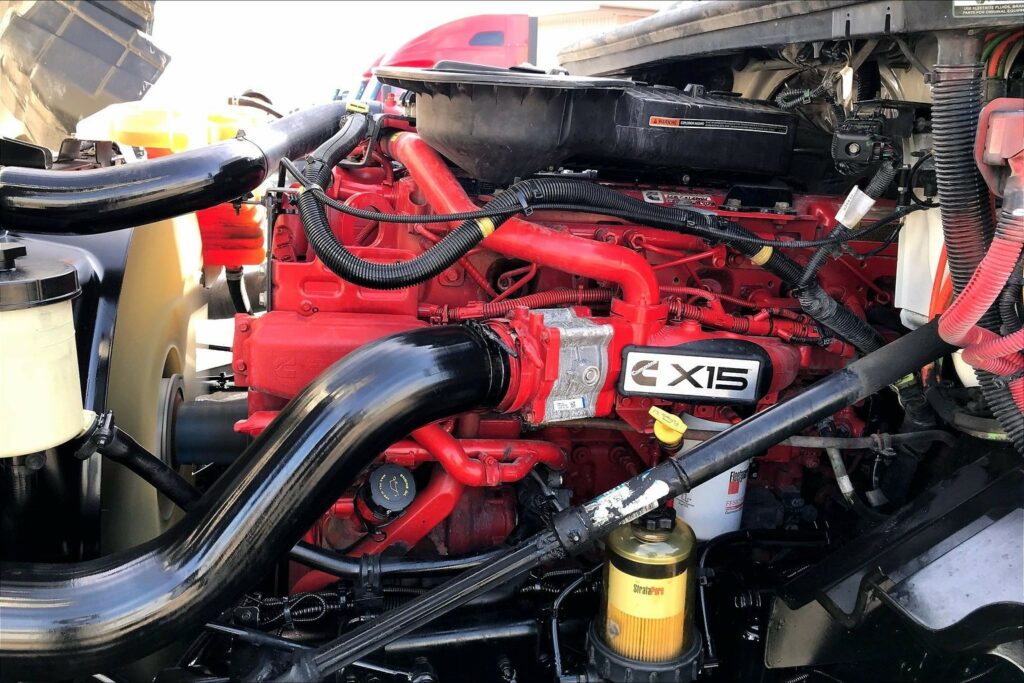 2021 CUM LT625 6×4 Day Cab