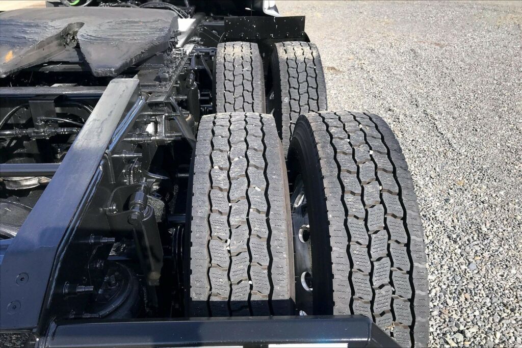 2021 CUM LT625 6×4 Day Cab