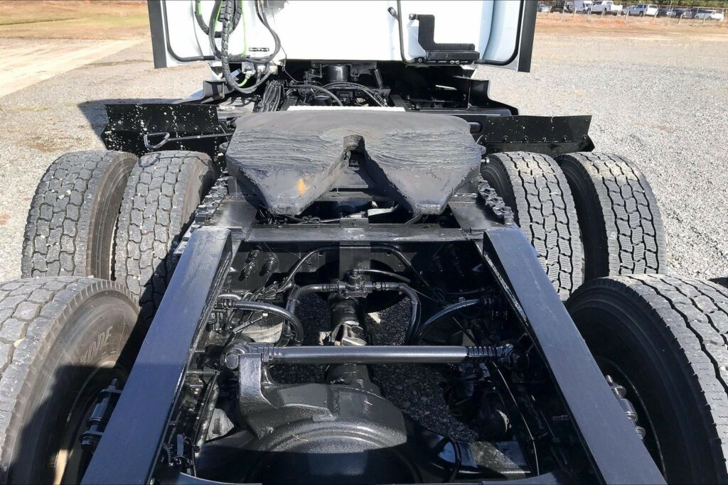 2021 CUM LT625 6×4 Day Cab