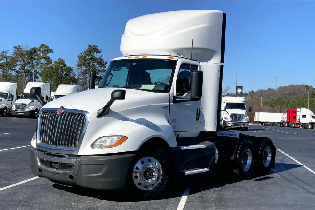 2020 CUM LT625 6×4 Day Cab