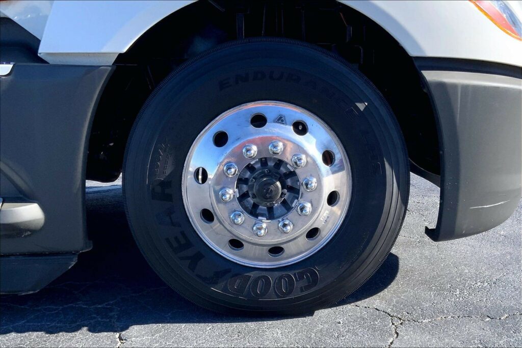 2020 CUM LT625 6×4 Day Cab