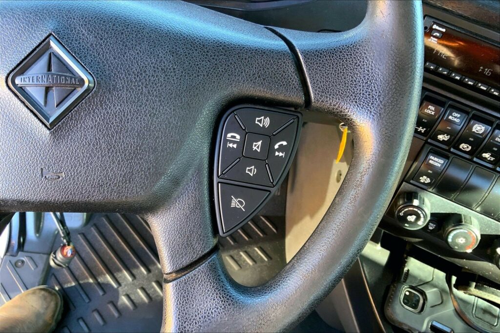 2020 CUM LT625 6×4 Day Cab