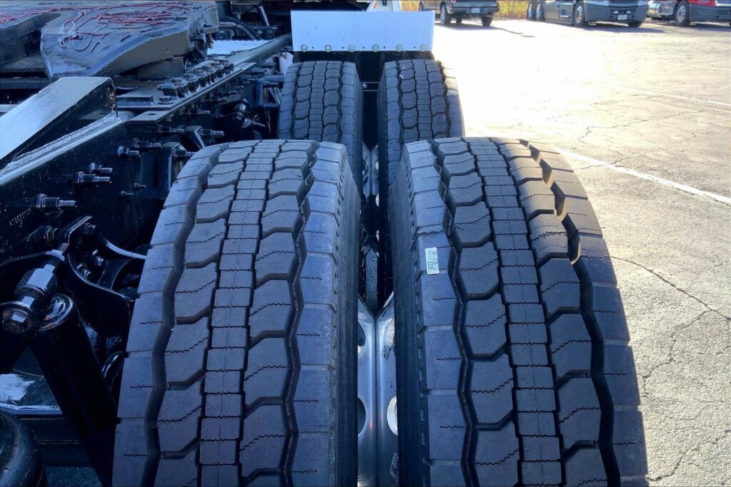 2020 CUM LT625 6×4 Day Cab