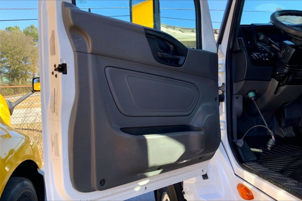 2020 CUM LT625 6×4 Day Cab