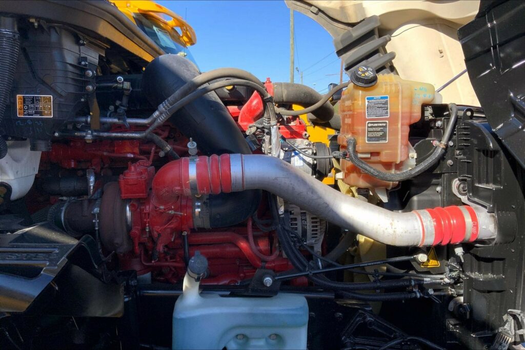 2020 CUM LT625 6×4 Day Cab