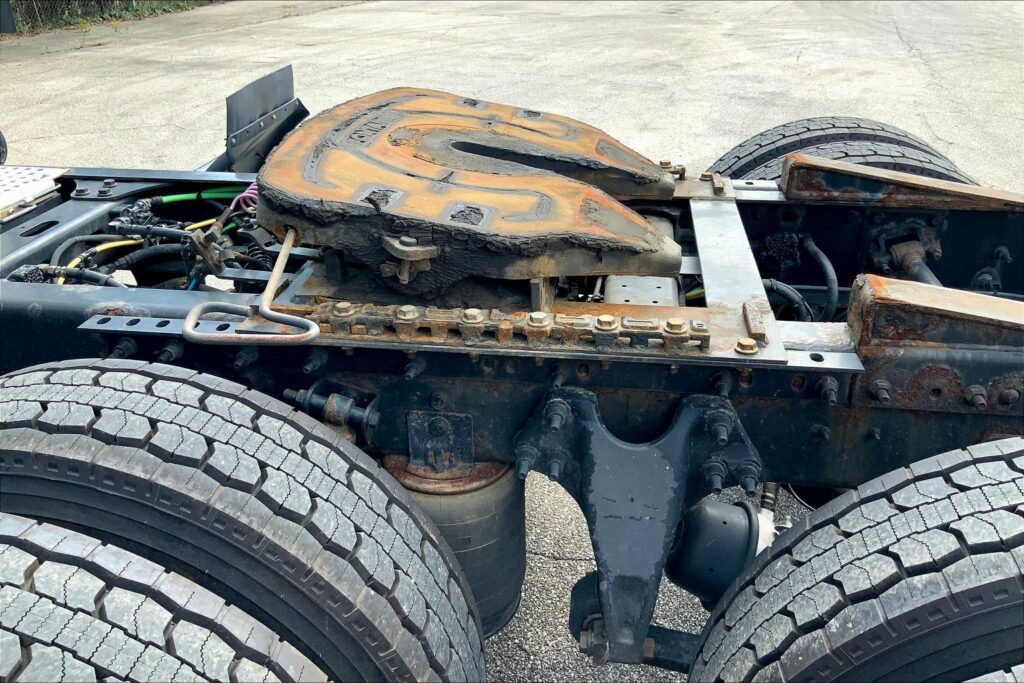 2021 CUM LT625 6×4 Day Cab